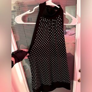 WHITE HOUSE BLACK MARKET Black Halter blouse Sz M LIKE NEW